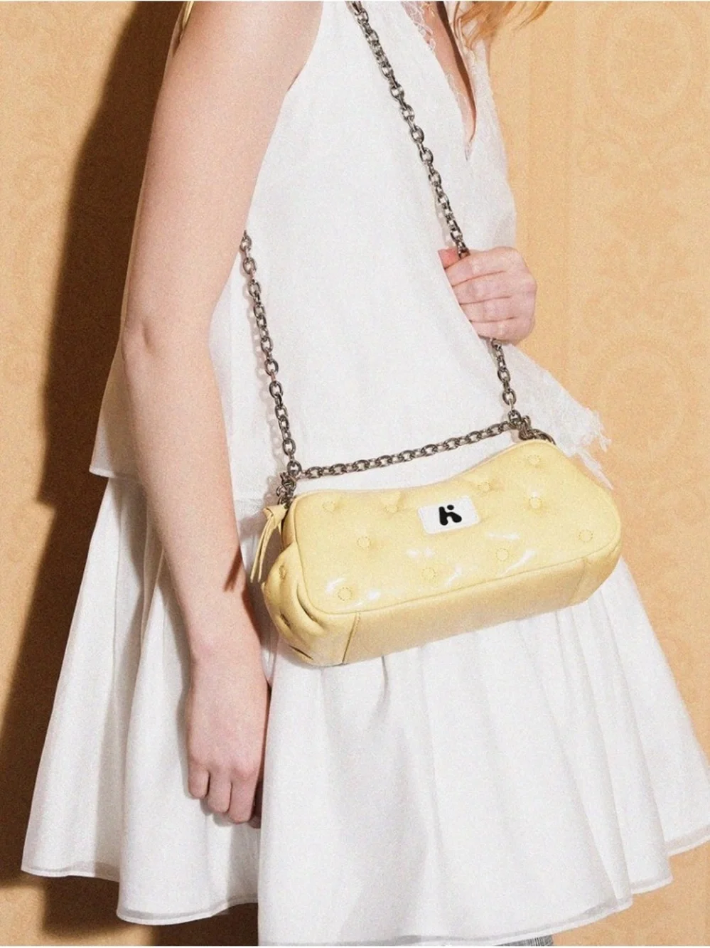 N/A chic yellow